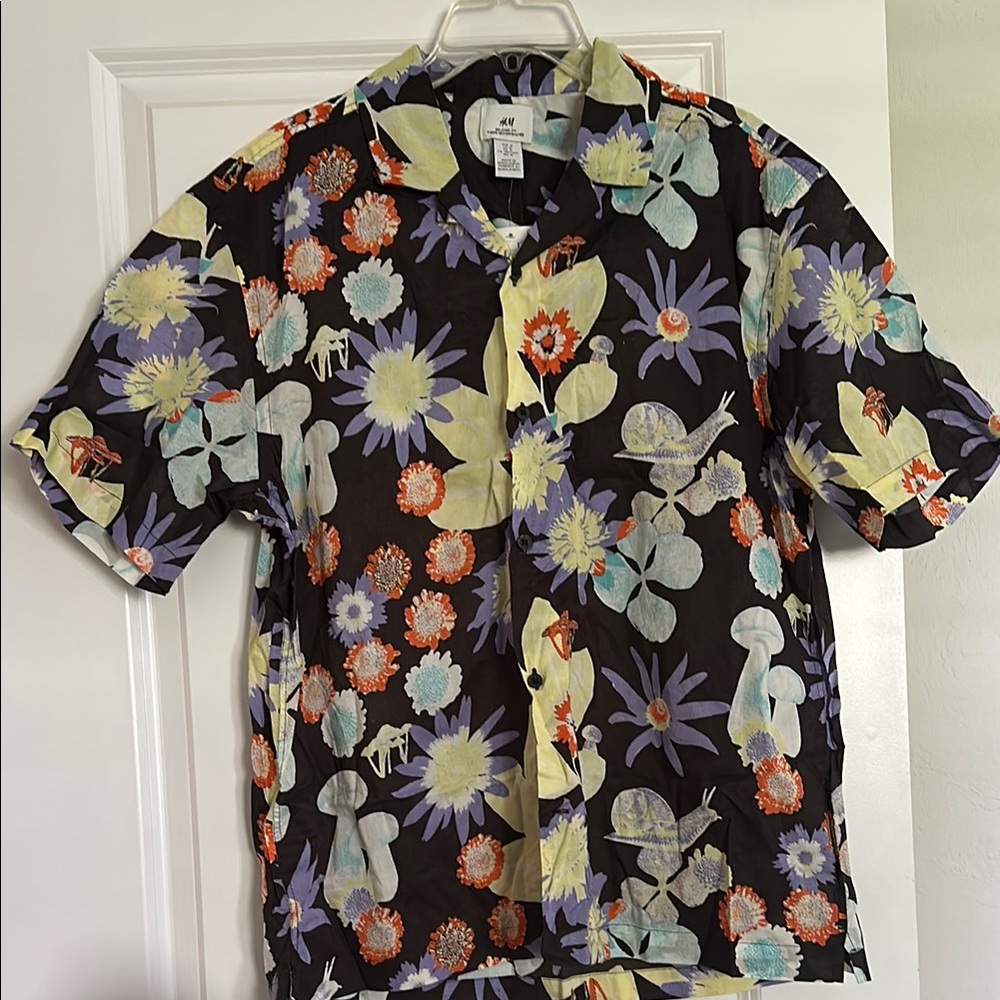 H&M Black Casual Button Down Shirt with Floral Design